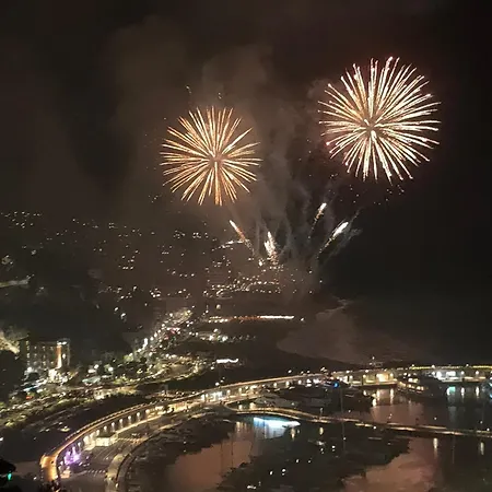 Lägenhet La Finestra Sul Borgo